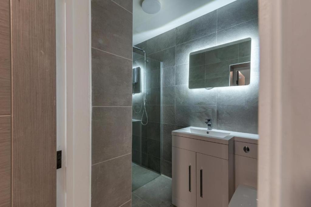 Luxurious Apartments - In Cardiff Dış mekan fotoğraf